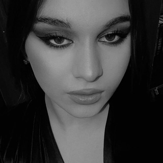 Логотип @leila_aaaaaaa - L E I L A