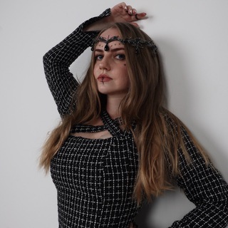 Логотип @lekawithlove - LEKA