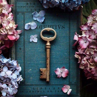 Логотип @leksa_vla_true - Ключи от рая