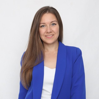 Логотип @lenacareer - Лена про карьеру