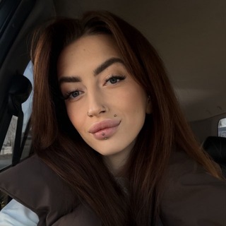 Логотип @lenamalinaaa - И давно тебе 17?