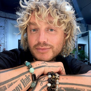 Логотип @leo_romanov - Leonid Romanov Life