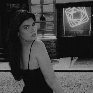 Логотип @leraloveyouuuu - vvvv.luv💋