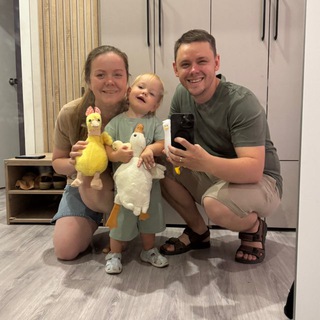 Логотип @leravitalik - Делим натрое 👩‍🏫 🍼👨‍💻