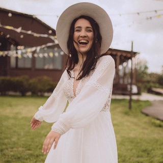 Логотип @lerikomar - Лера и кружки