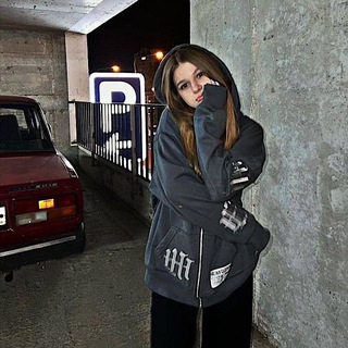 Логотип @lerixxwa - заброшен.