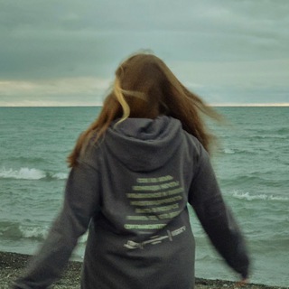 Логотип @leroooooooock - Пошли выпьем чаю? 😶‍🌫️