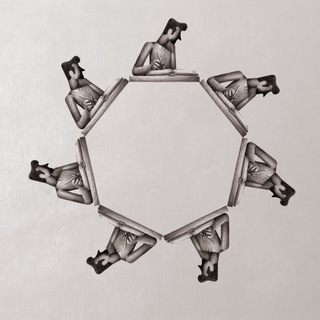 Логотип @leruinisays - Ромащенко