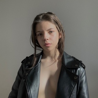 Логотип @lesabbetteeee - lesabbette