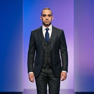 Логотип @lesha_tv_1997 - CAPITAL⚡️MIND — ум, что зарабатывает. Дерзко и мощно.