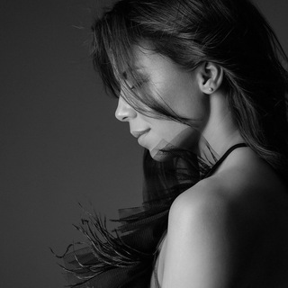 Логотип @lesya_nikonovaa - чувственный интеллект