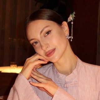 Логотип @letitglow - комфортный зож с Ясей🌿🧘🏼‍♀️