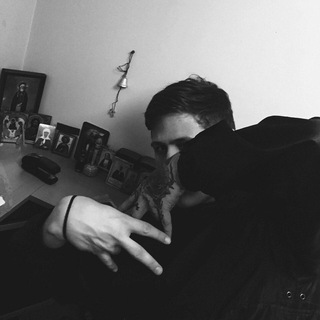 Логотип @letommeoleve - психология