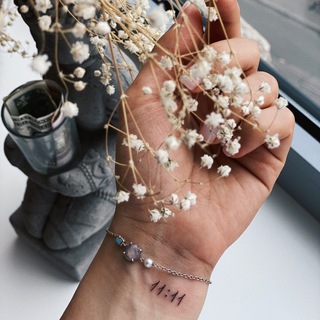 Логотип @letstalk111 - let’s talk