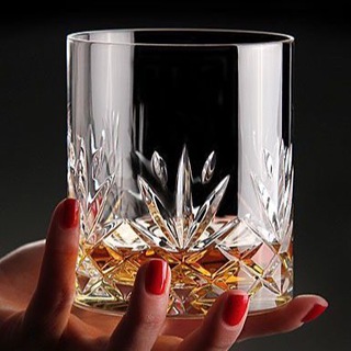 Логотип @lettersandwhisky - Letters_whisky