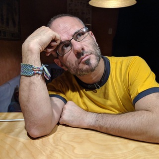 Логотип @levikchat - lёvik chat