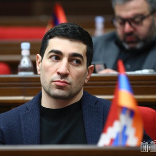 Логотип @levonkocharyan - Levon Kocharyan