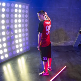 Логотип @levshuk_a - LEVSHUK