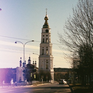 Логотип @lezhnevo - Lezhnevo