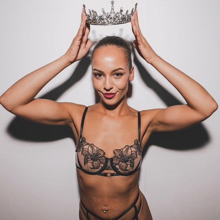 Логотип @liaamaliaofficialnews - Lia-Amalia