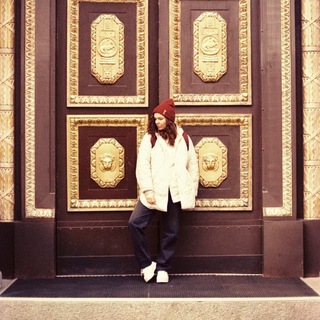 Логотип @lianasafarovaph - Liana Safarova. Свадебный фотограф Уфа, Москва.