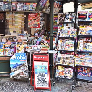 Логотип @libri_italia - Quotidiani libri🗞