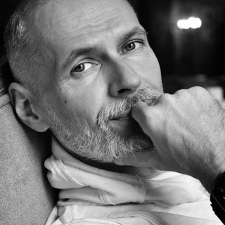 Логотип @lifeaxo - Чувствуя Жизнь с А.ХО