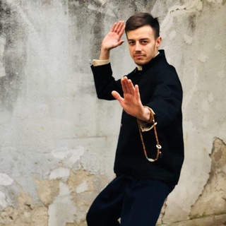 Логотип @lifeinshanghai - Шанхай изнутри!🇨🇳