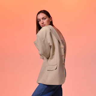 Логотип @lifestylebynika - Стилист-криминалист