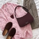 Логотип @light_wb - Шопинг за кадром | Стиль | Wildberries | Ozon | ЯМ | AliExpress