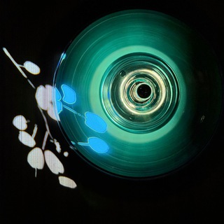 Логотип @lightsup - LightsUp!