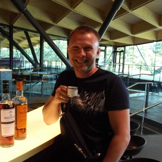 Логотип @likegroof_talks - Кабачок у Евгена