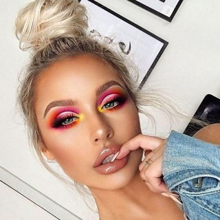 Логотип @likescoolcomments - Живые комментарии