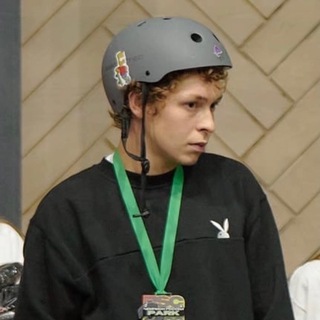 Логотип @lil_kuzmin1 - lil_kuzmin