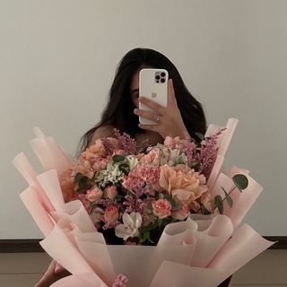 Логотип @liliwein - Лилит Саргисян 🤎