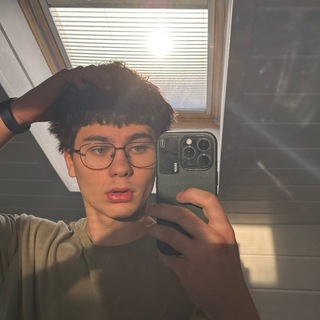 Логотип @liljheezyboy - лилджизик:(