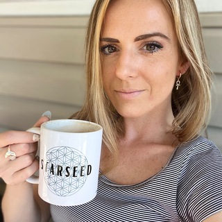 Логотип @lilynovastarseeds - Lily Nova Starseeds