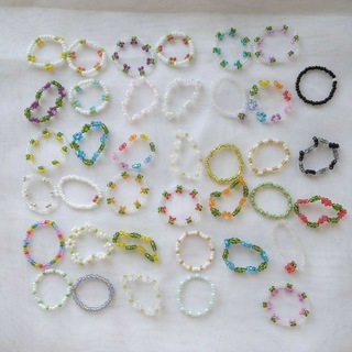 Логотип @linkluvuvu - схемы и идеи для колец из бисера🌸