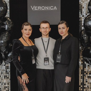 Логотип @lipsmaker - 🆘Help-чат для косметологов