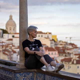 Логотип @lisbon_re - В Лиссабон с любовью
