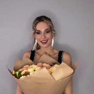 Логотип @lisetbotie - Блог продюсера | Лиза Устинова 💌