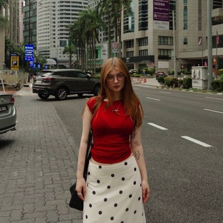 Логотип @lit_newschool - Литература ЕГЭ с Мариной | Новая Школа