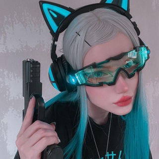 Логотип @litchbitch - • 𝚑𝚎𝚊𝚍𝚜𝚑𝚘𝚝 •
