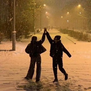 Логотип @liweess - Комментарии!!;'⭐