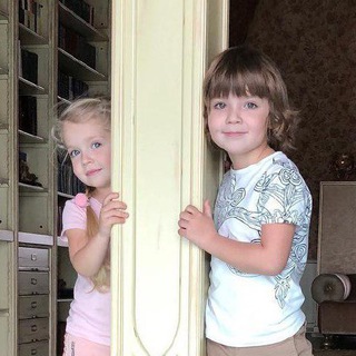 Логотип @liza_garri - Лиза_Гарри Галкины