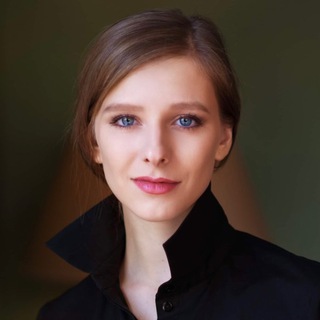 Логотип @lizaarzamasova - Арзамасова Лиза