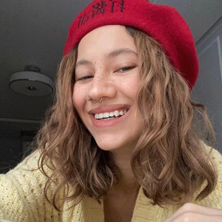 Логотип @lizagysevskaya - Liza Gysevskaya