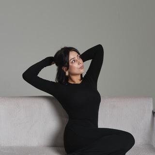 Логотип @lizavst - LV