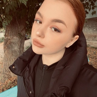 Логотип @lizztarot - lizzzzg