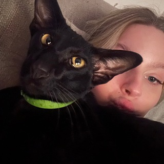 Логотип @llagodaaa - llagodaa